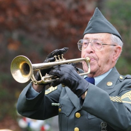 "Flickr - DVIDSHUB - Veterans Day Ceremony held at the Massachusetts National Cemetery in Bourne" by DVIDSHUB is licensed under CC BY 2.0. To view a copy of this license, visit https://creativecommons.org/licenses/by/2.0/?ref=openverse.