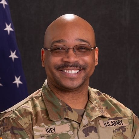 Portrait of Jeffrey Ivey in a U.S. Army uniform.