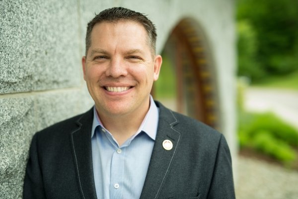 andy anderson headshot