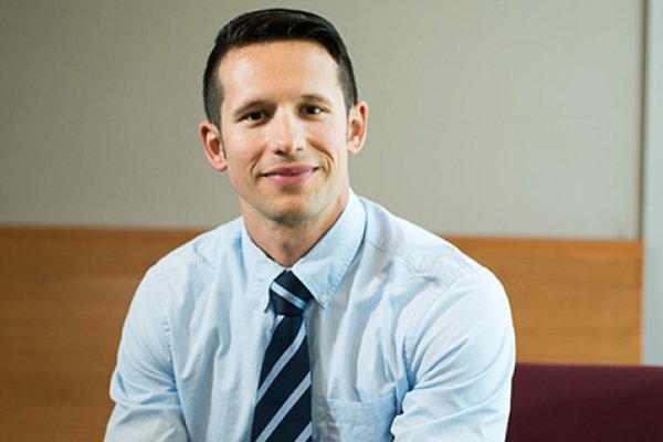 Gabriel Galindo headshot