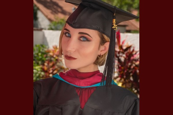 Ilona Letran headshot